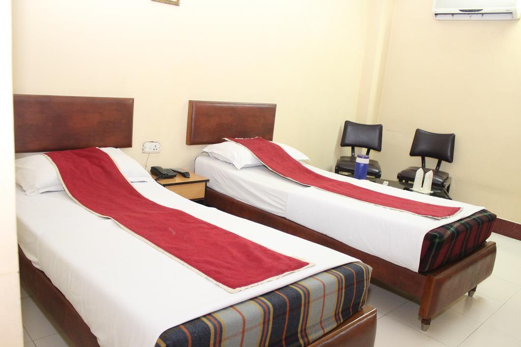 Hotel Bengal International Siliguri Room photo