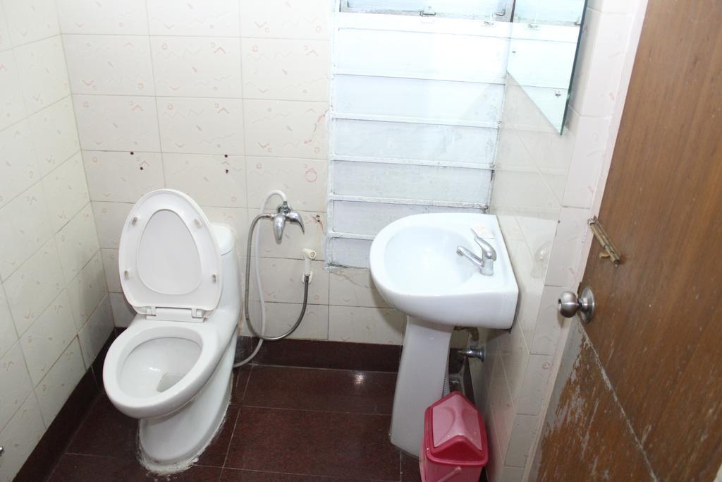 Hotel Bengal International Siliguri Room photo